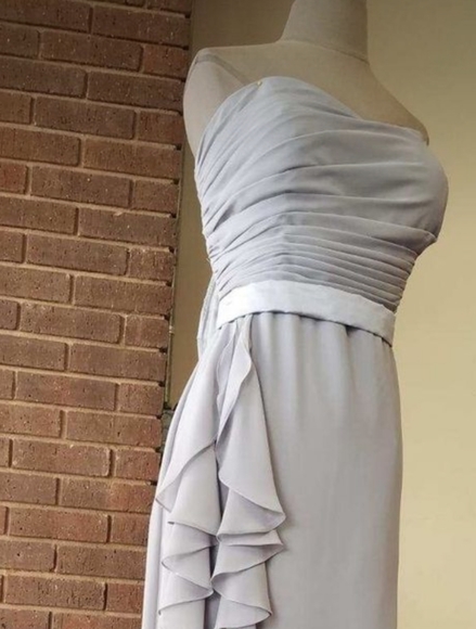 Pretty Platinum Dress (size 18) - Picture 3 of 8